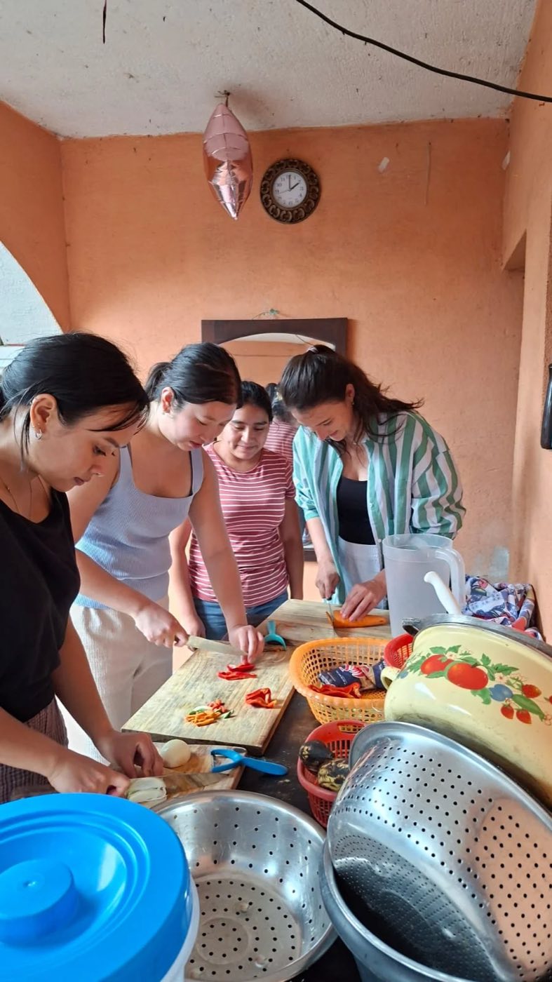 Preparación del recado del pepián